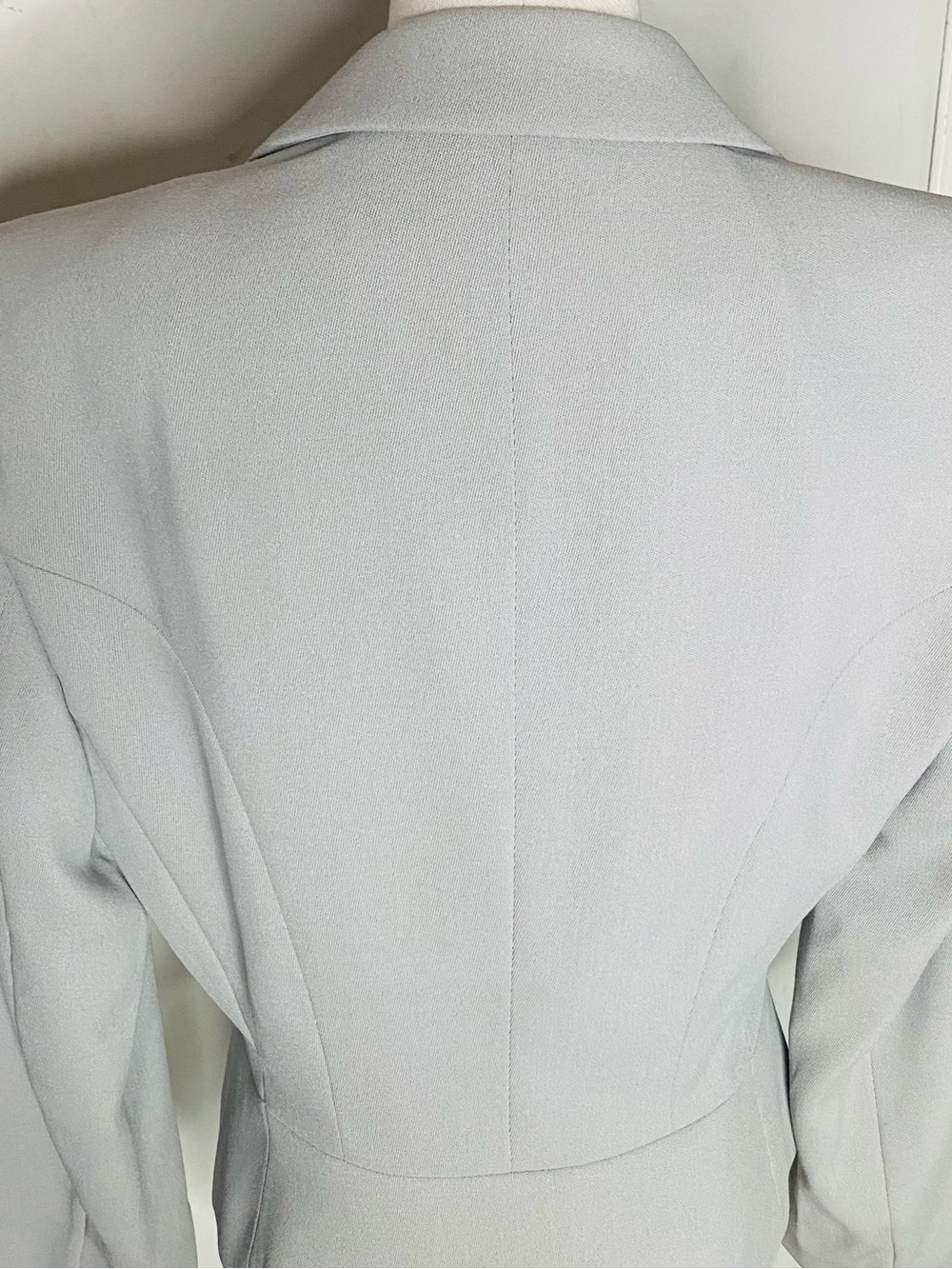 Giorgio Armani Le Collezioni Vintage Wool Blazer Jacket Gray
Sz8 Mint Condition - Picture 7 of 10